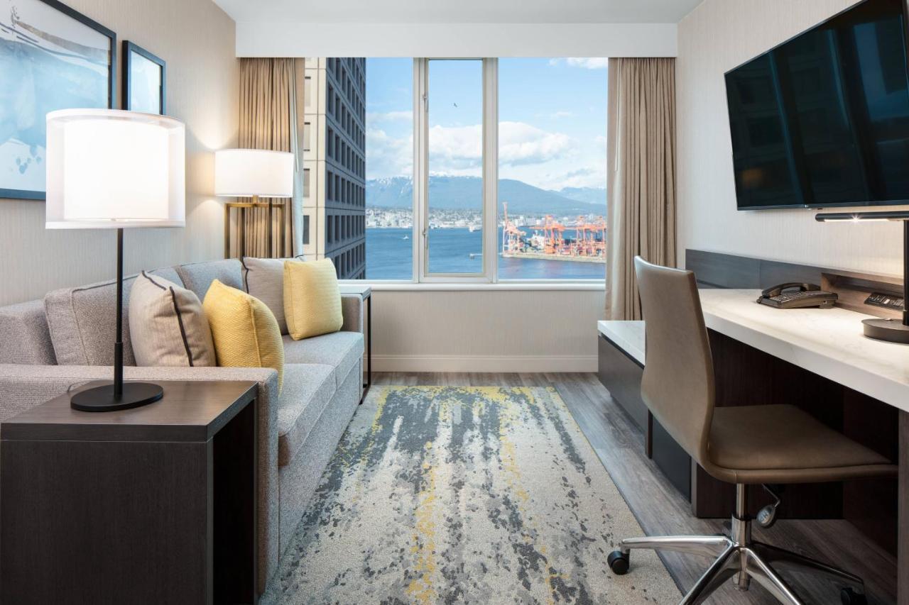 Delta Hotels By Marriott Vancouver Downtown Suites Exteriér fotografie